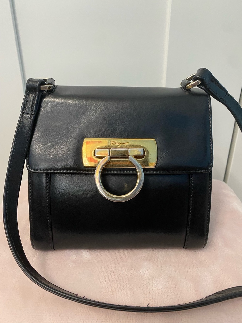 Vintage Salvatore Ferragamo crossbody bag